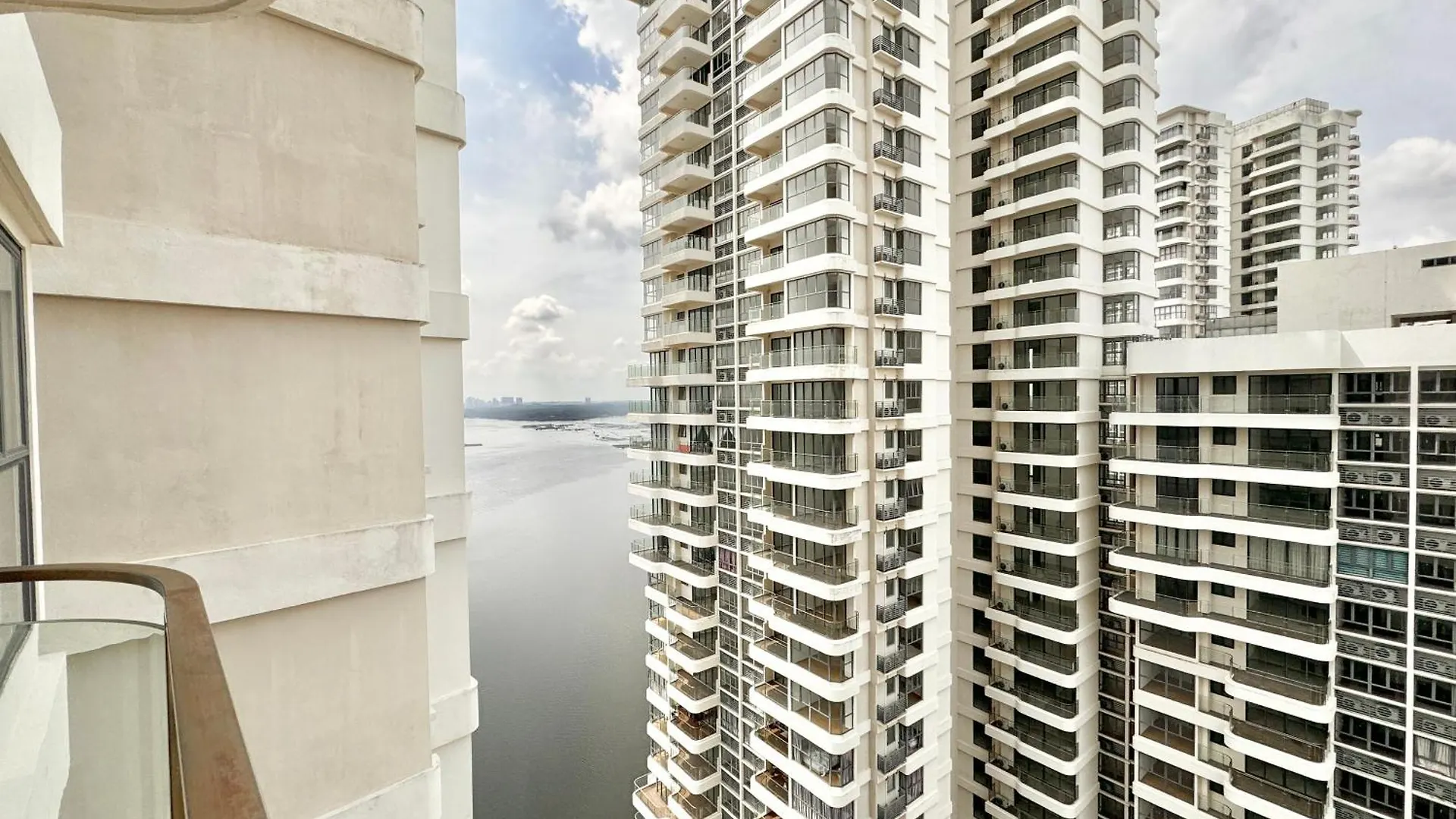 Kingsbay Danga Bay Country Garden By Luxecocoo Ck Apartment Johor Bahru 0*,  Malaysia